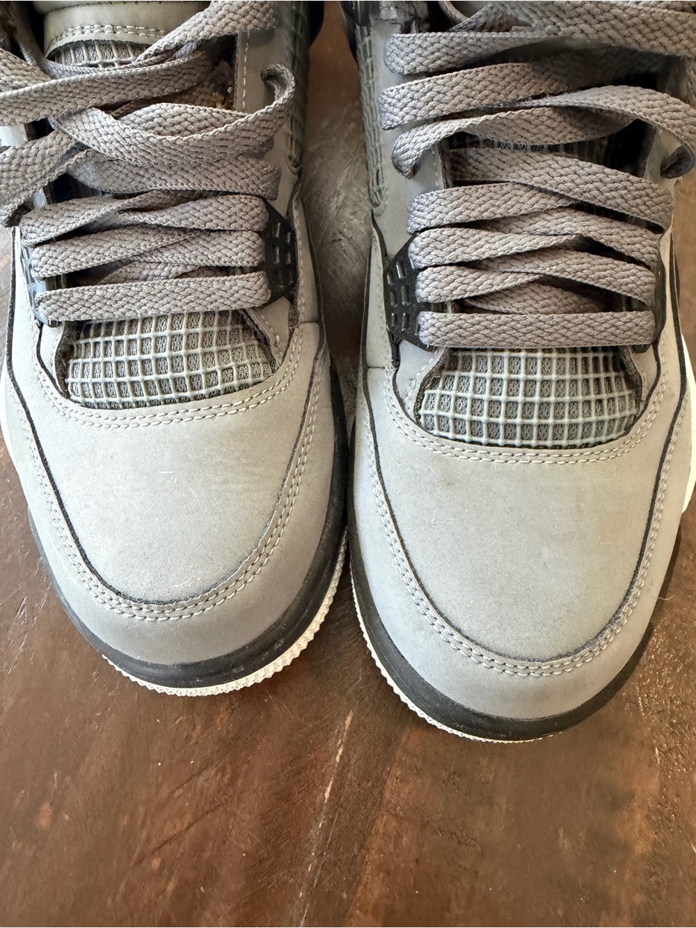 2019 Nike Air Jordan 4 Retro in the iconic "Cool Grey" 9M - Picture 4 of 11